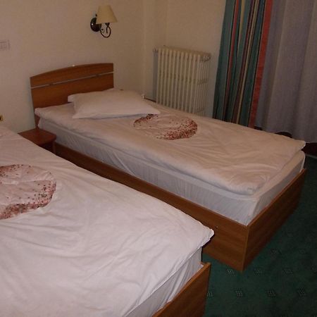 Hotel Bucegi Portile Regatului Paraul Rece Chambre photo