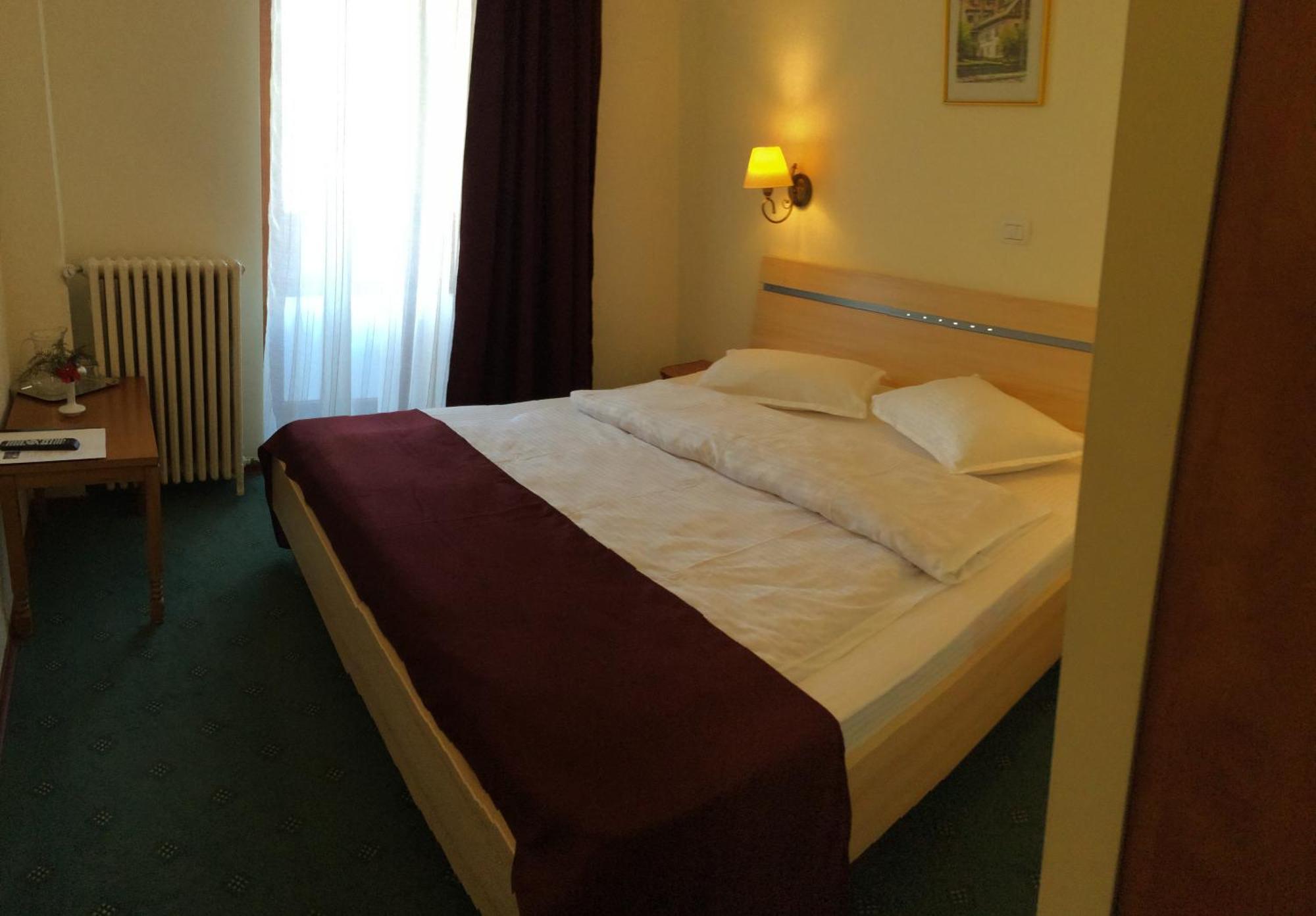 Hotel Bucegi Portile Regatului Paraul Rece Chambre photo