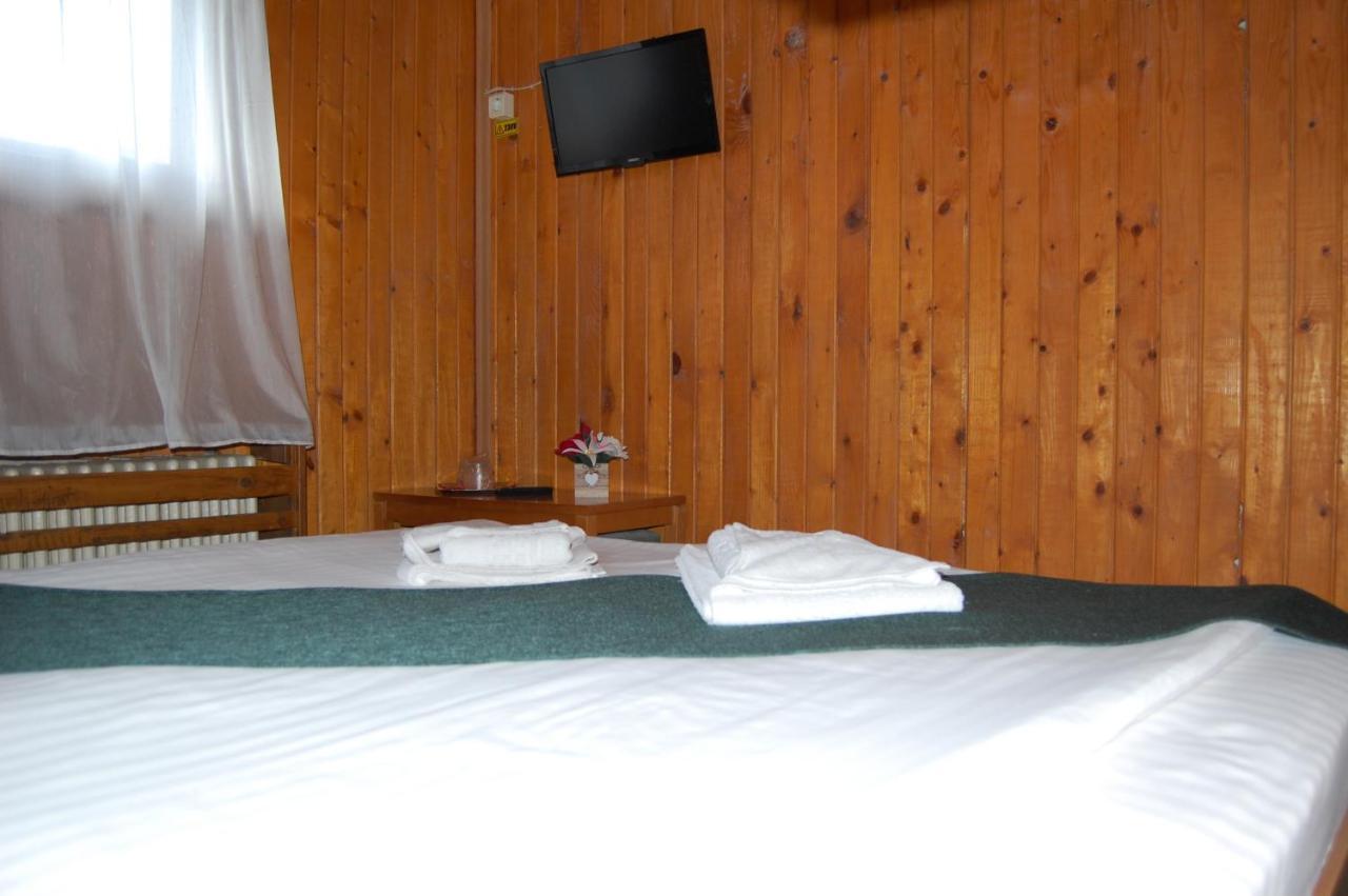 Hotel Bucegi Portile Regatului Paraul Rece Extérieur photo